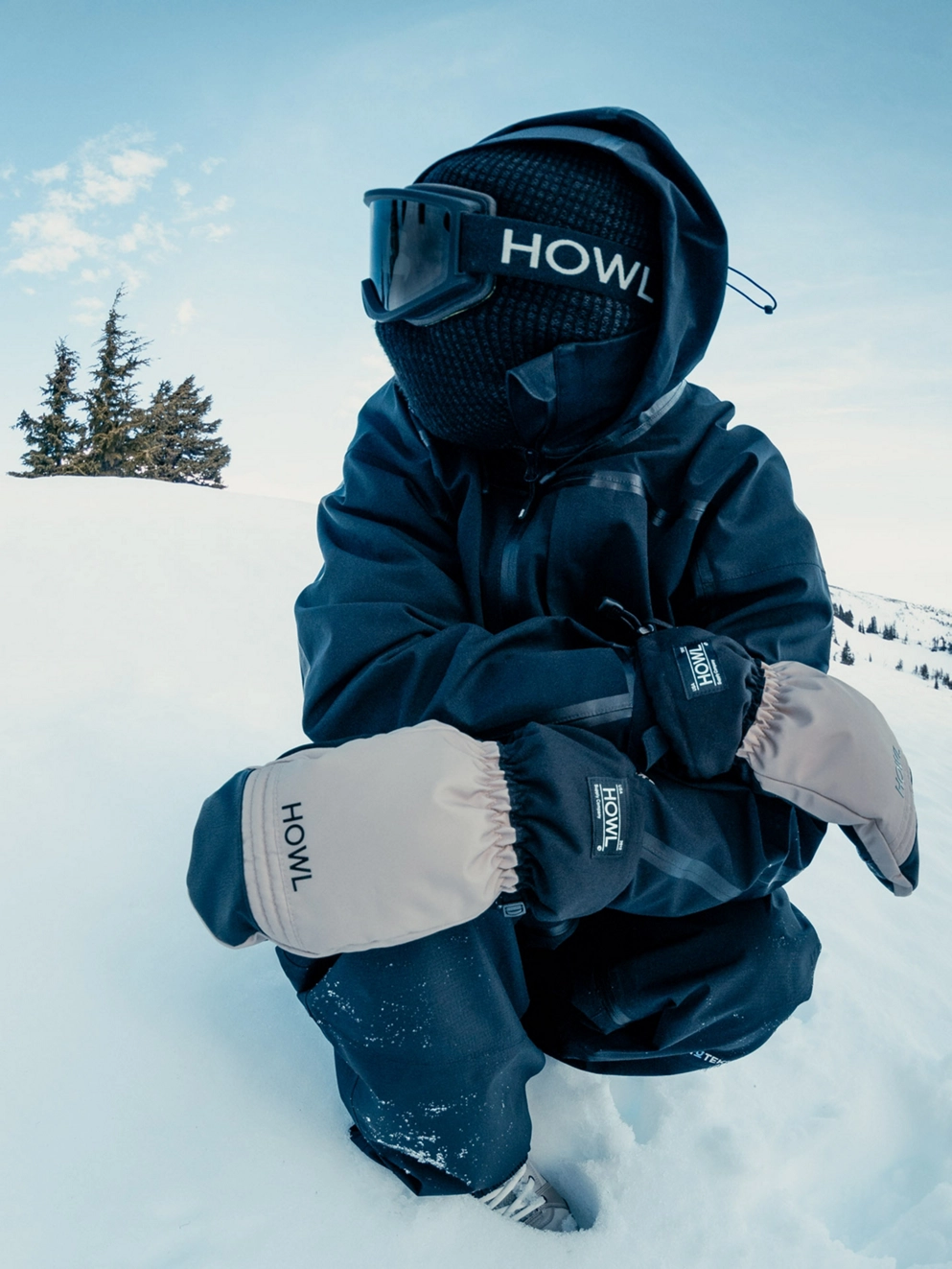 Howl Team Mittens beige