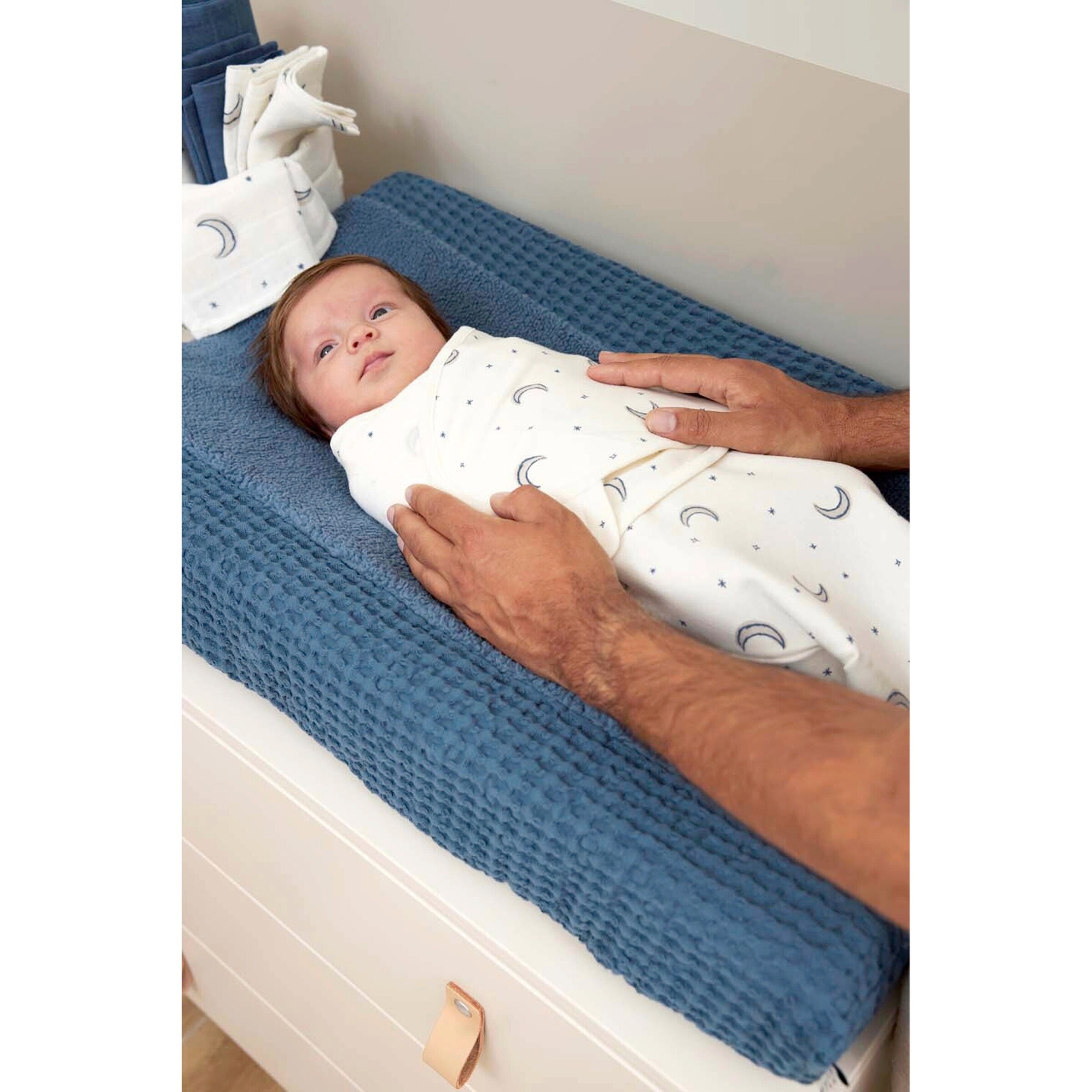 Meyco Baby Pucktuch SwaddleMeyco 1.0 TOG Größe S/M Moon Indigo