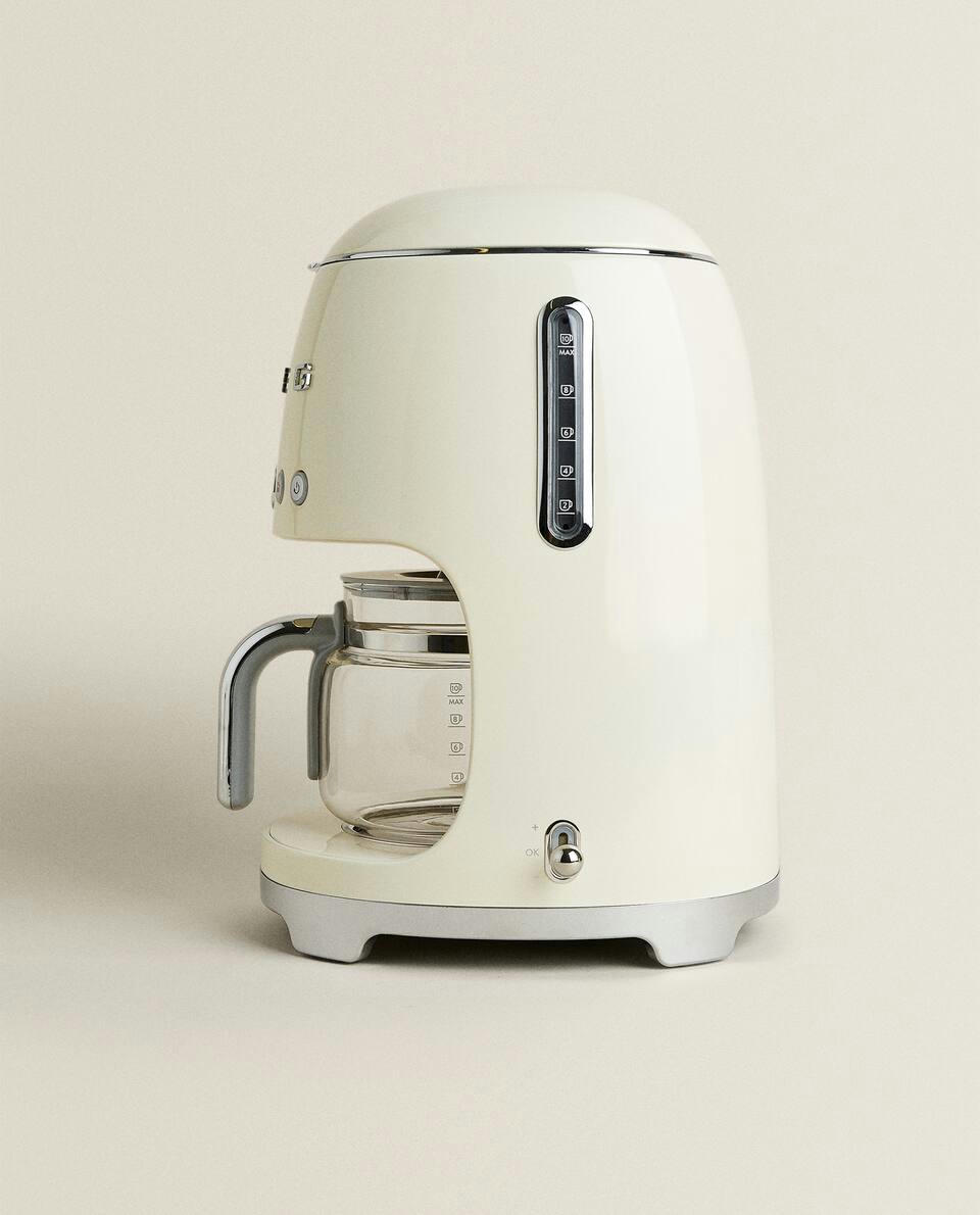 Máquina de café por gotejamento programável SMEG