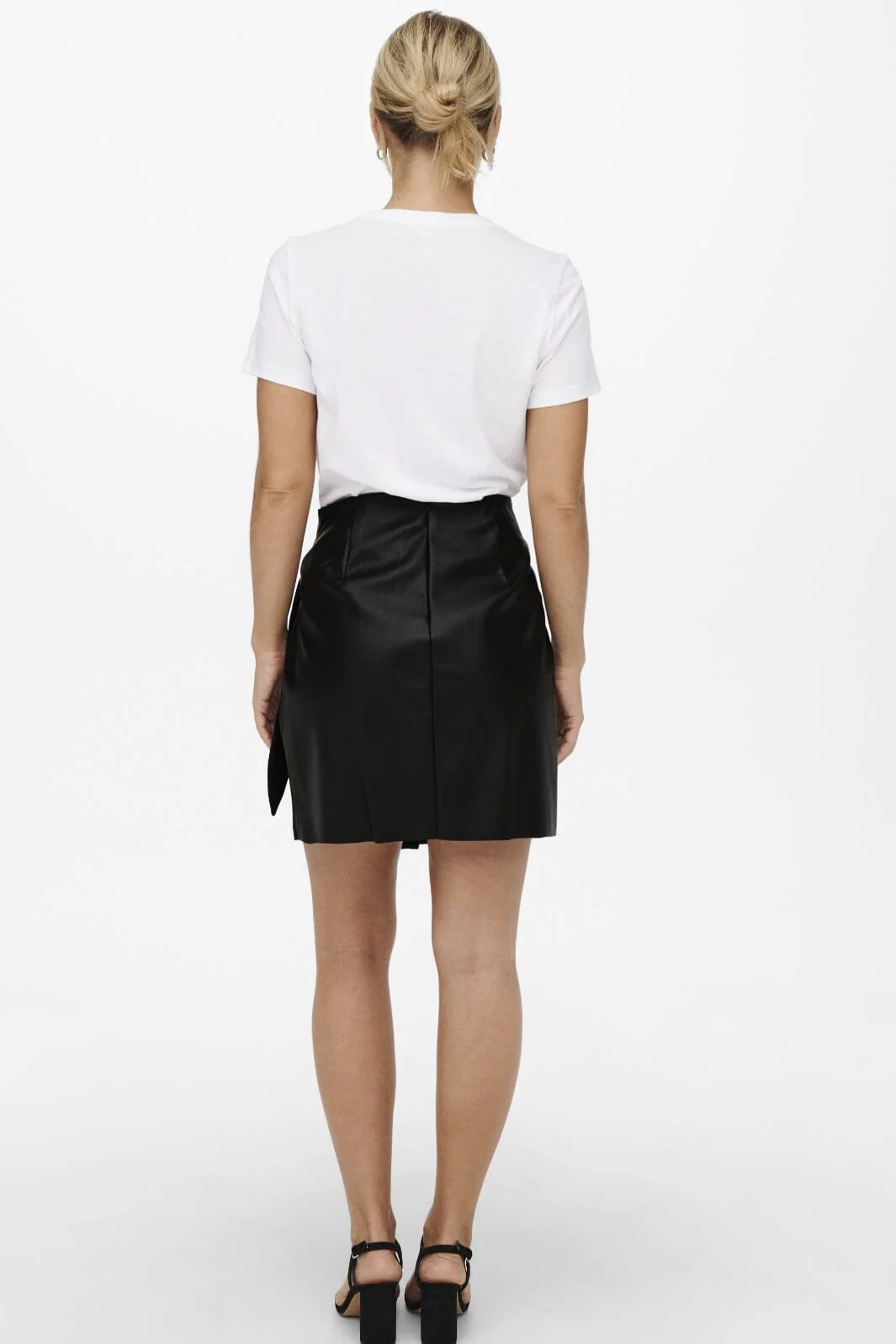 Only Onlolivia Faux Leather Skirt 15237194