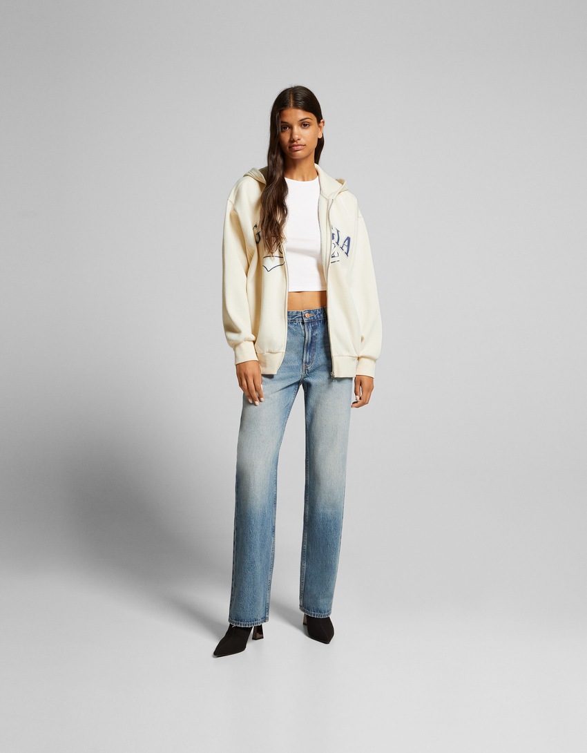 Moletom oversized com zíper e estampa
