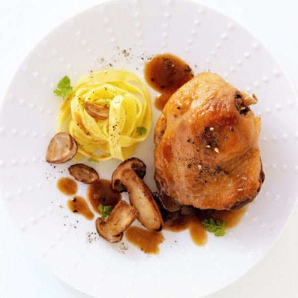 Mitonné de cuisse de canard sauce bordelaise aux cèpes
