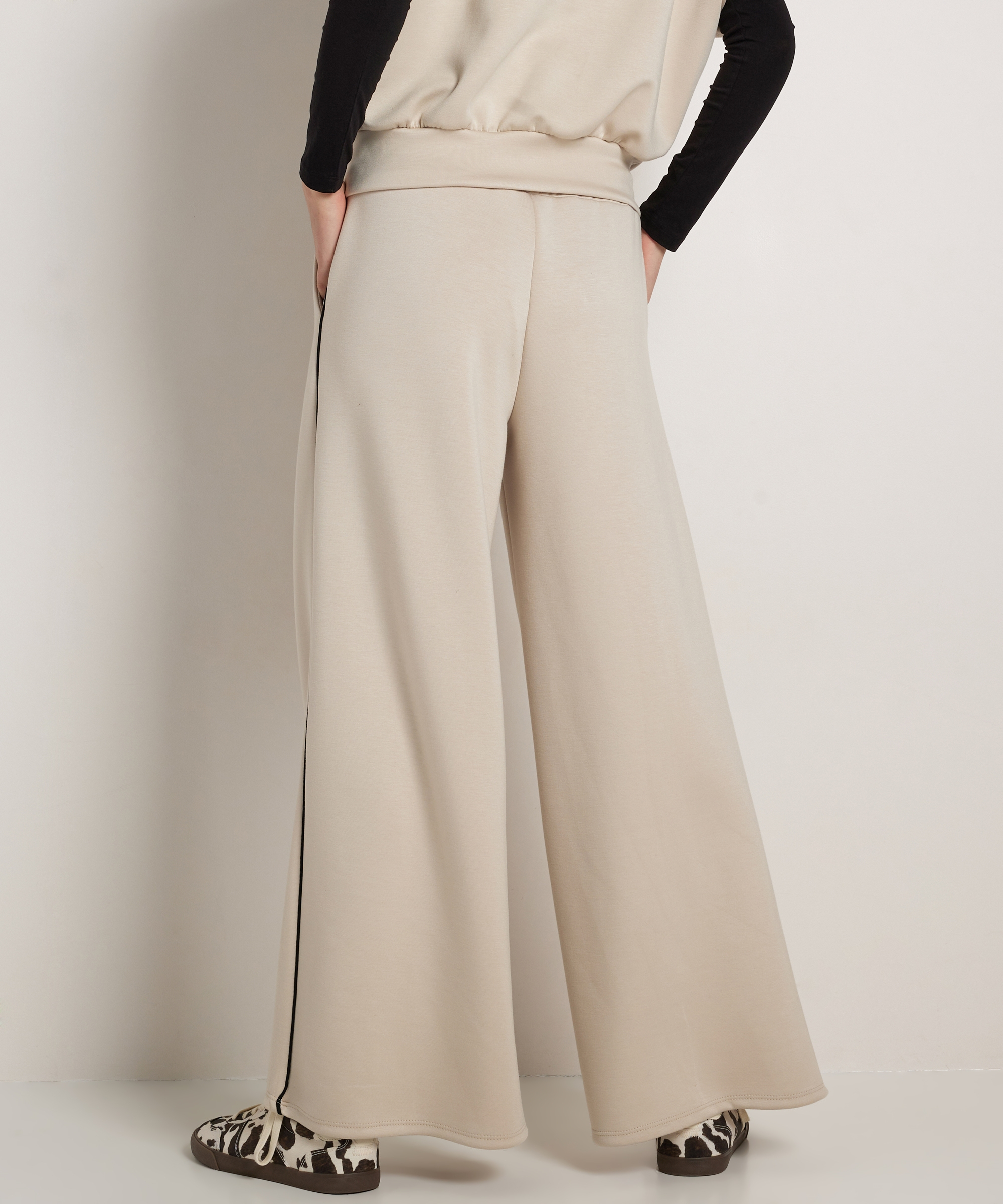wide fit broek met tapestreep