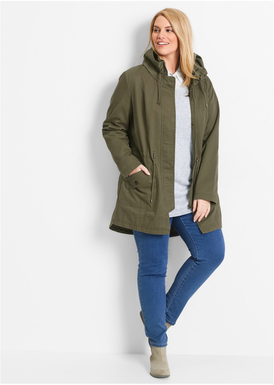 Parka courte en coton avec col montant, cintrée
