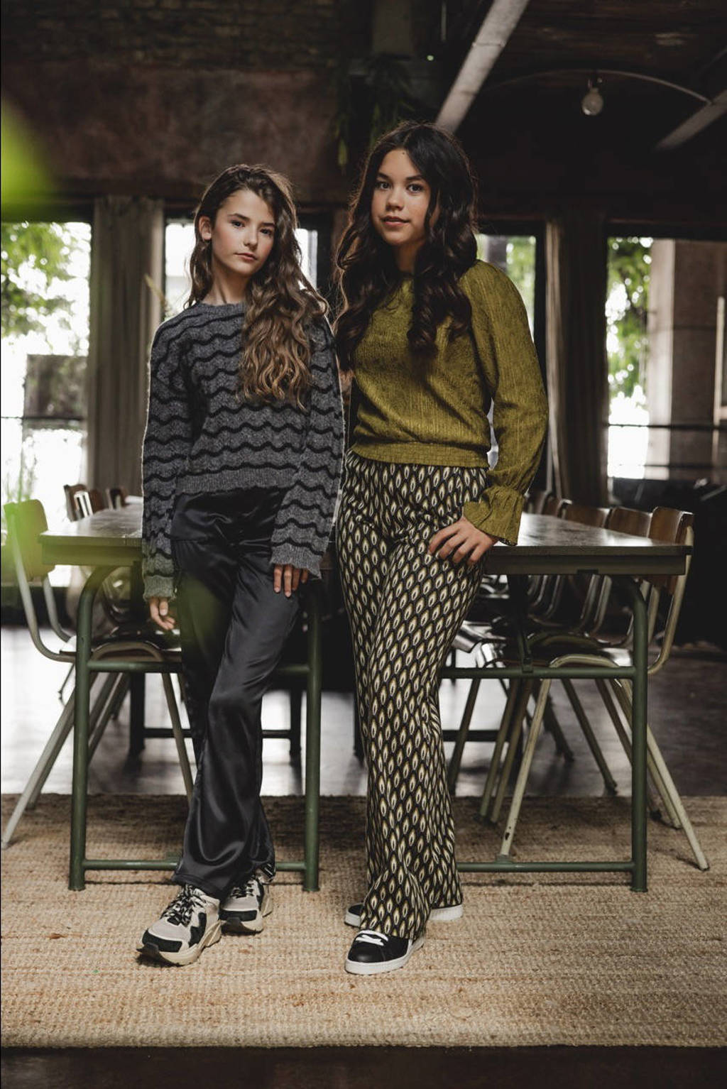 LOOXS loose fit broek met all over print mosgroen/zwart