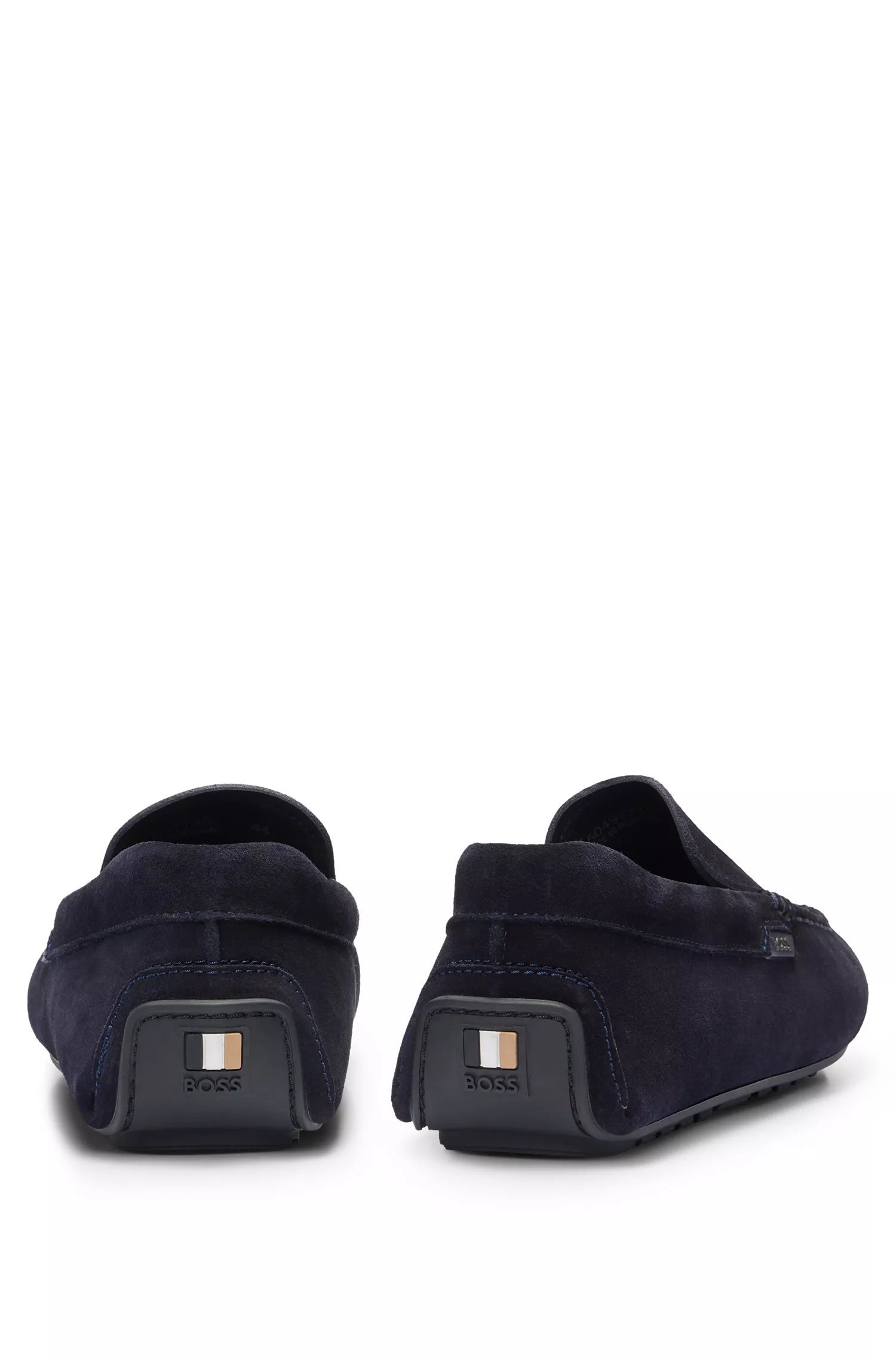 Mocassins BOSS em camurça preta com detalhes do logotipo