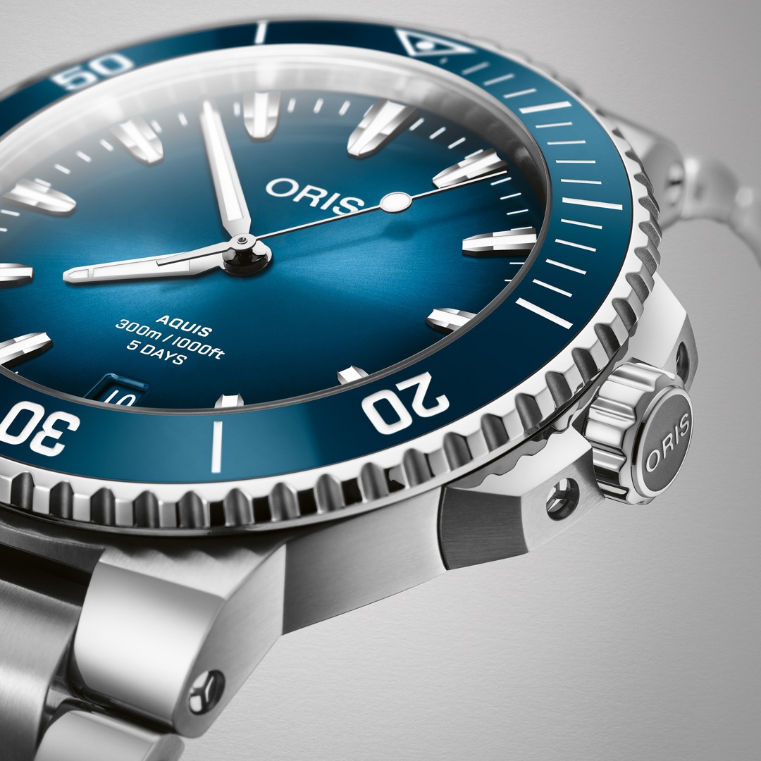 Oris Aquis Date Calibre 400 Blau Ø 43.5mm