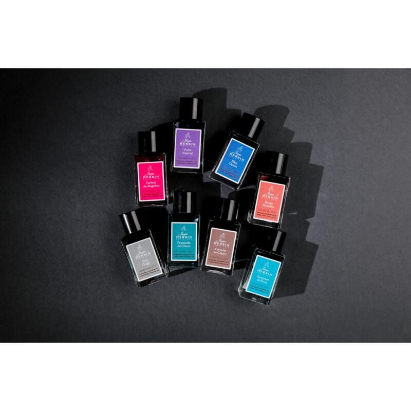 Encre 1670 à paillettes dorées 15ml - Fuchsia de Magellan