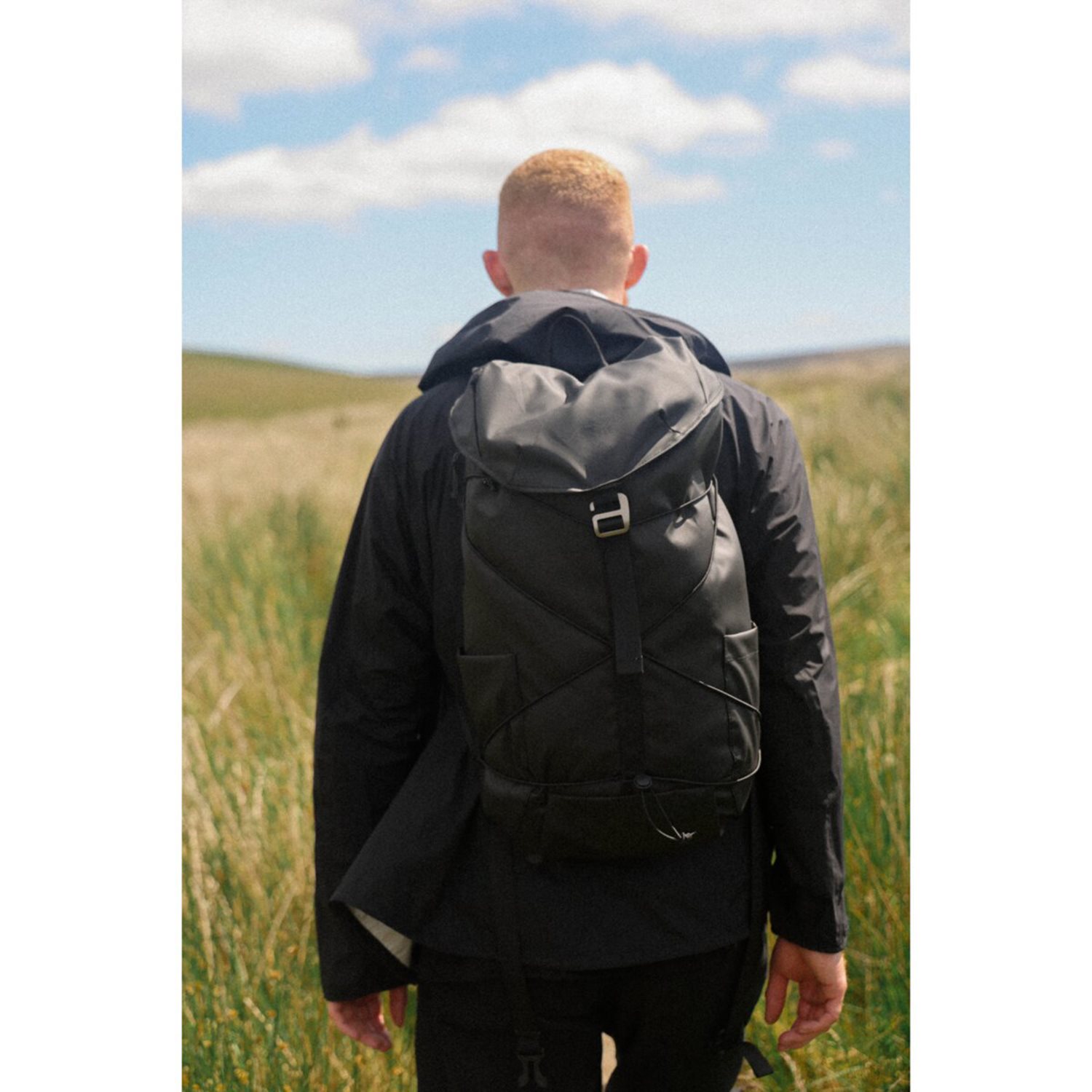 Elliker Wharfe Flap Over Backpack 22L green