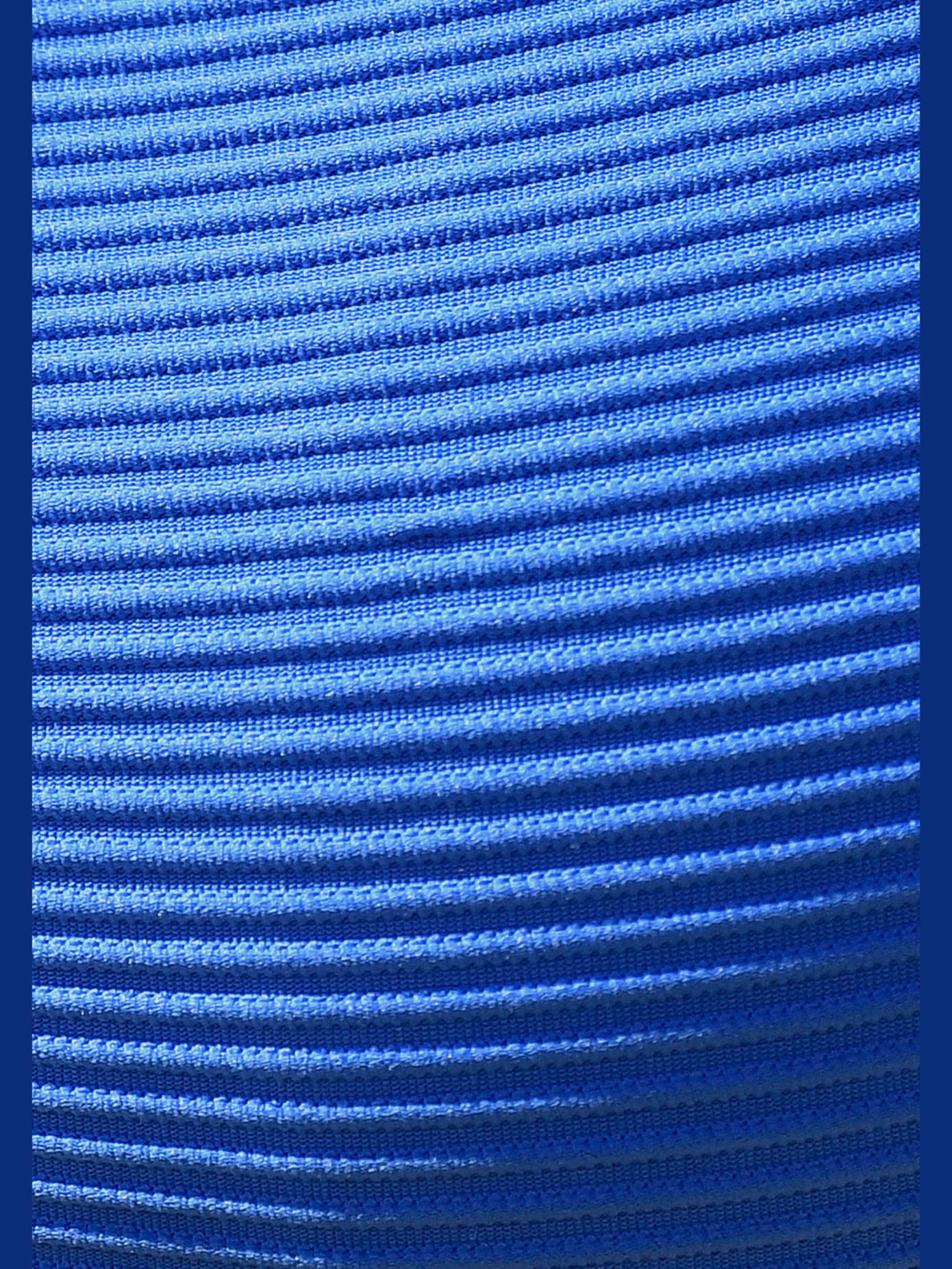 Haut de bikini triangle tissu structuré tendance