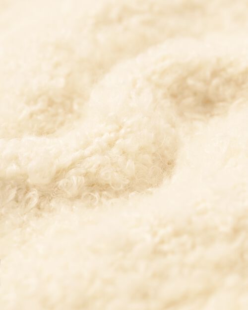 pull maillé bouclé pour femme blanc cassé