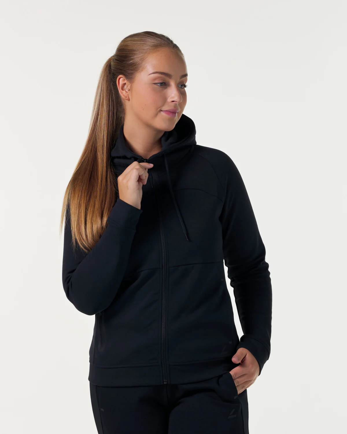 LEVITY Break Tech Zip Jacket Black