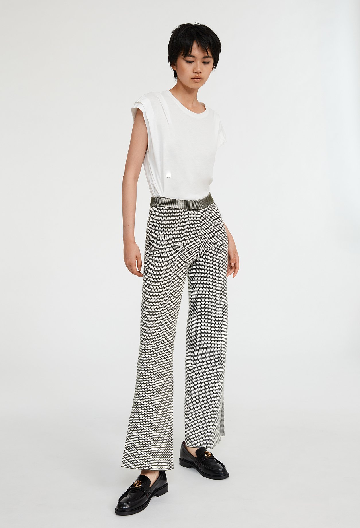 Pantalon bicolore maille &agrave; motifs