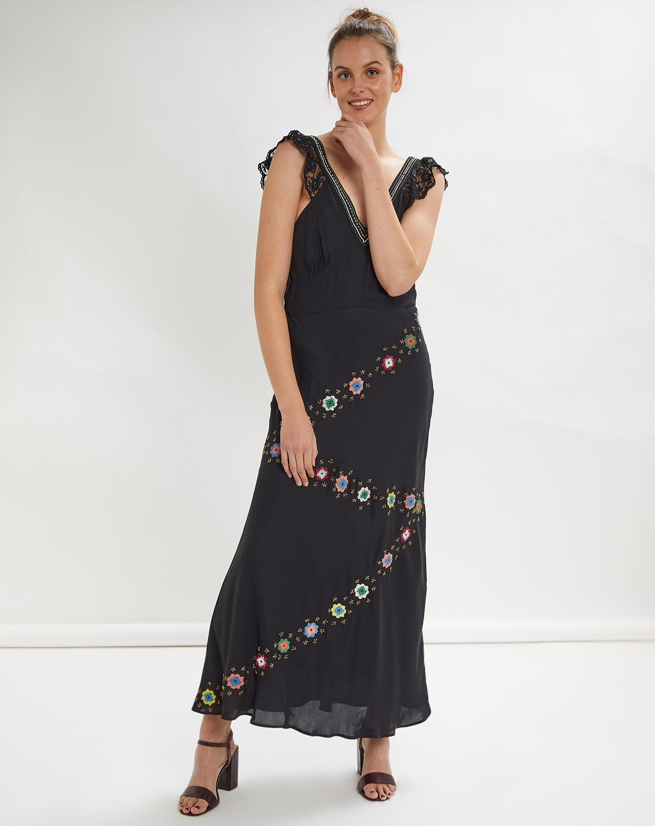 Stella Forest Robe longue Constance brodée noire