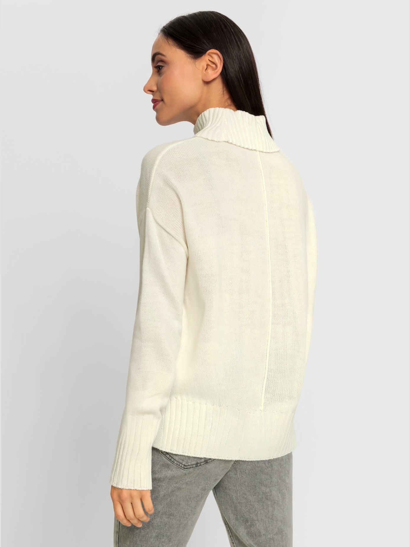 Pull col roulé flatteur