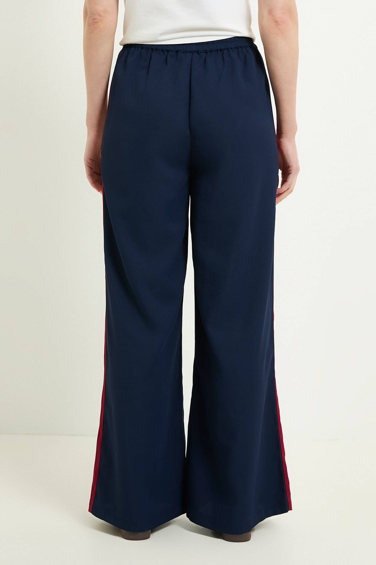 Wallis Pantalon À Cordon Avec Bande Latérale