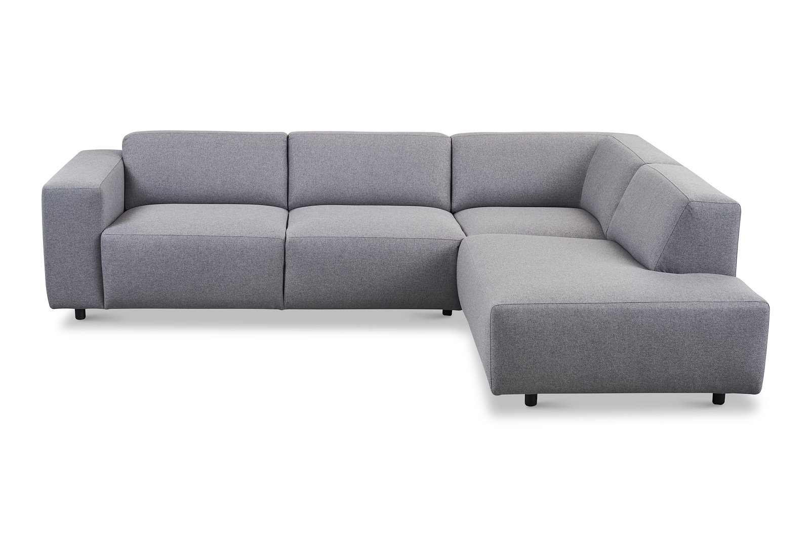 Lugo hjørnesofa 2,5-seter med åpen ende høyre. Tekstil Herby 35 Grey med sorte ben