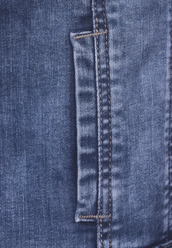Blaue Jeansjacke - indigo random wash