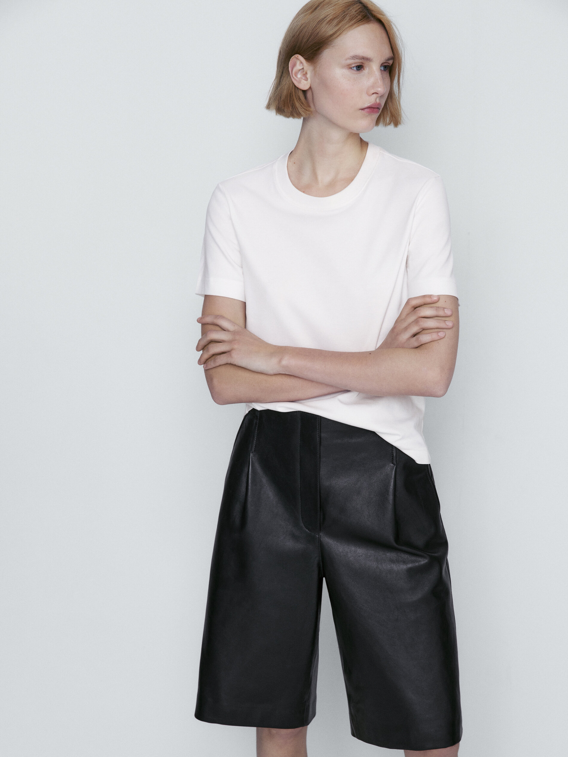 Bermuda piel napa - NEGRO