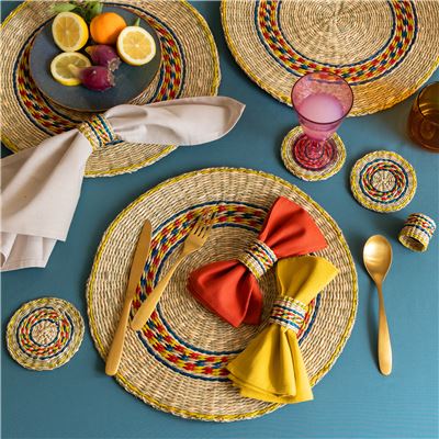 Accessoires de table tressés