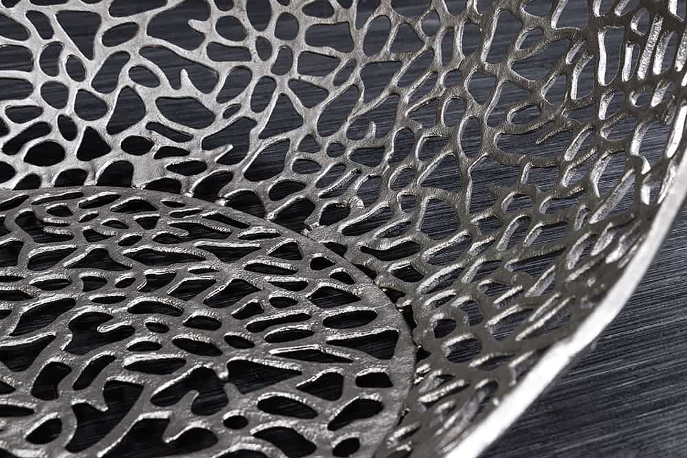 Handgearbeiteter Couchtisch ORGANIC 120cm silber Metall Blatt-Design mit Stauraum