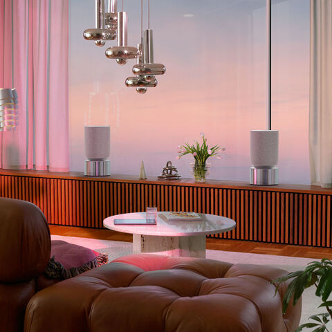 B&O Beosound Balance – krachtige draadloze luidspreker met iconisch ontwerp Wit