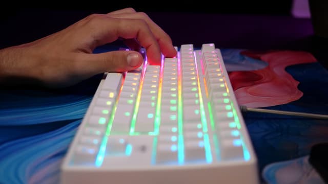 Cherry Xtrfy K4V2 gaming-tastatur