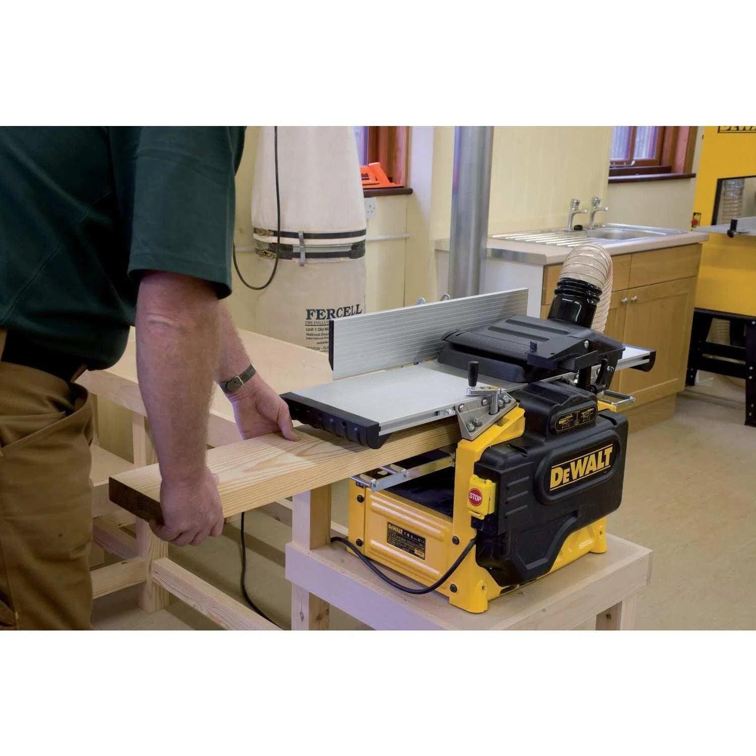 DeWALT D27300 Vlak- en vandiktebank 1600W