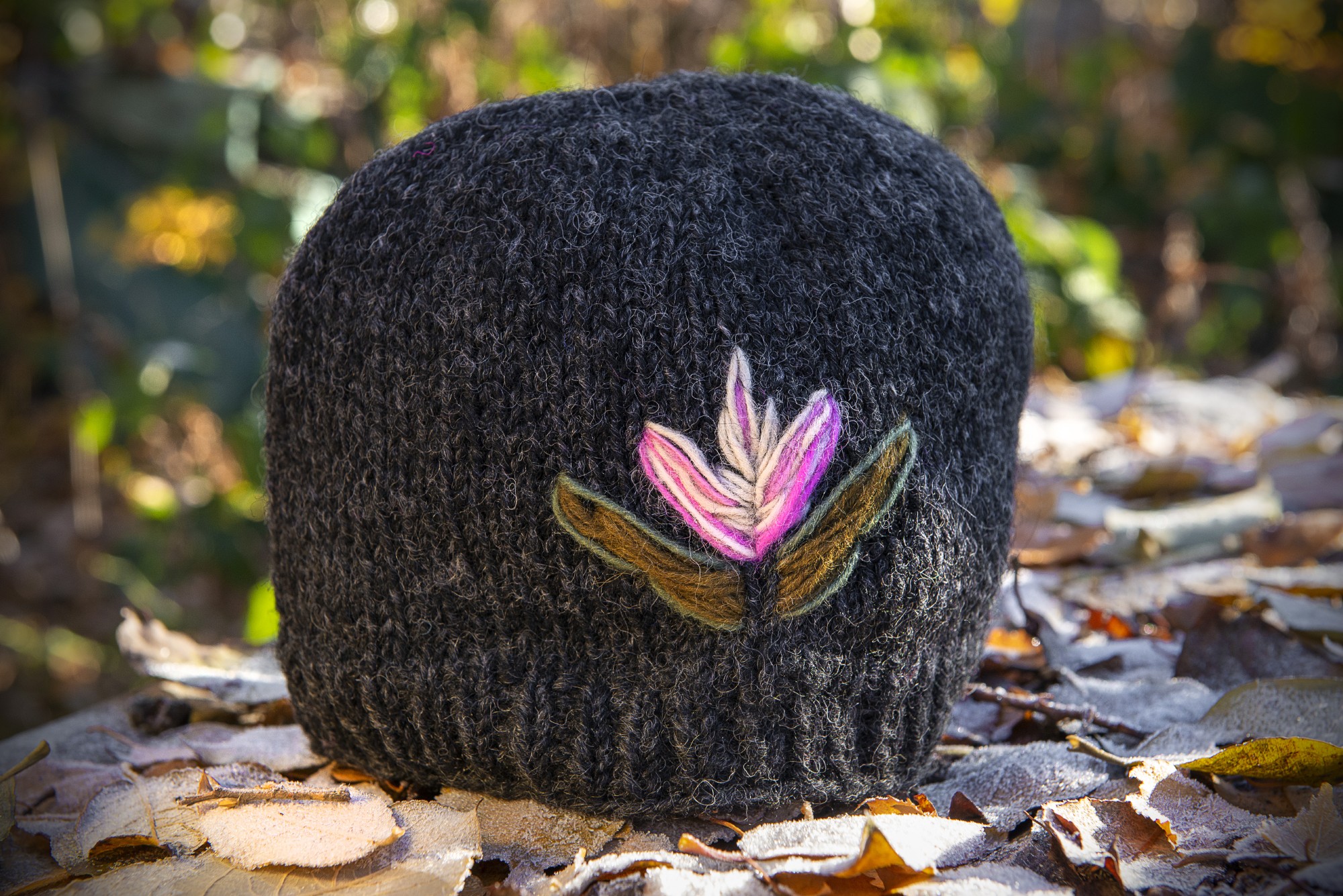 Handgestrickte Wollmütze 'Lotus', grau günstig bestellen