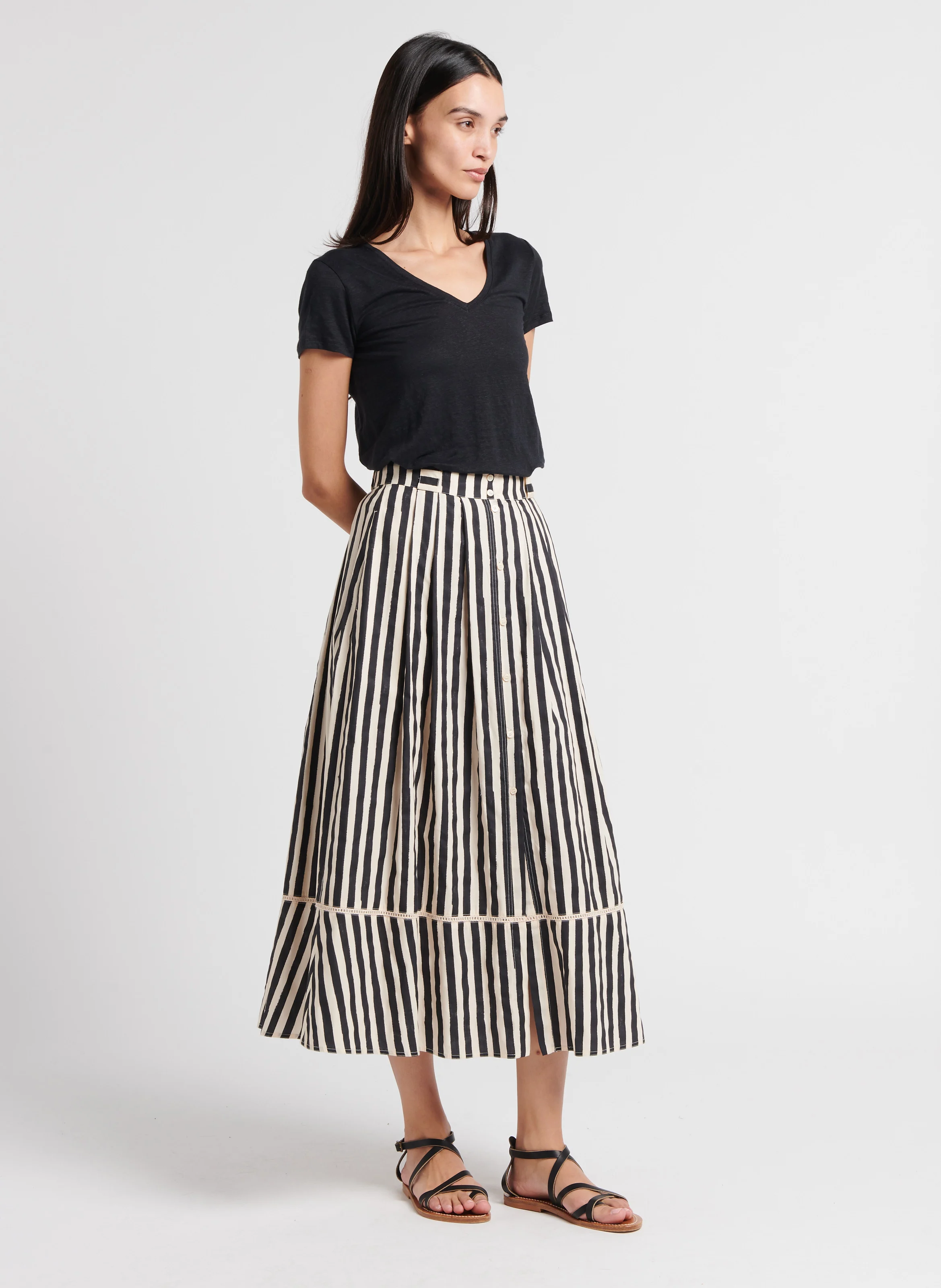 Tee-shirt col V moulant en lin strectch | Noir