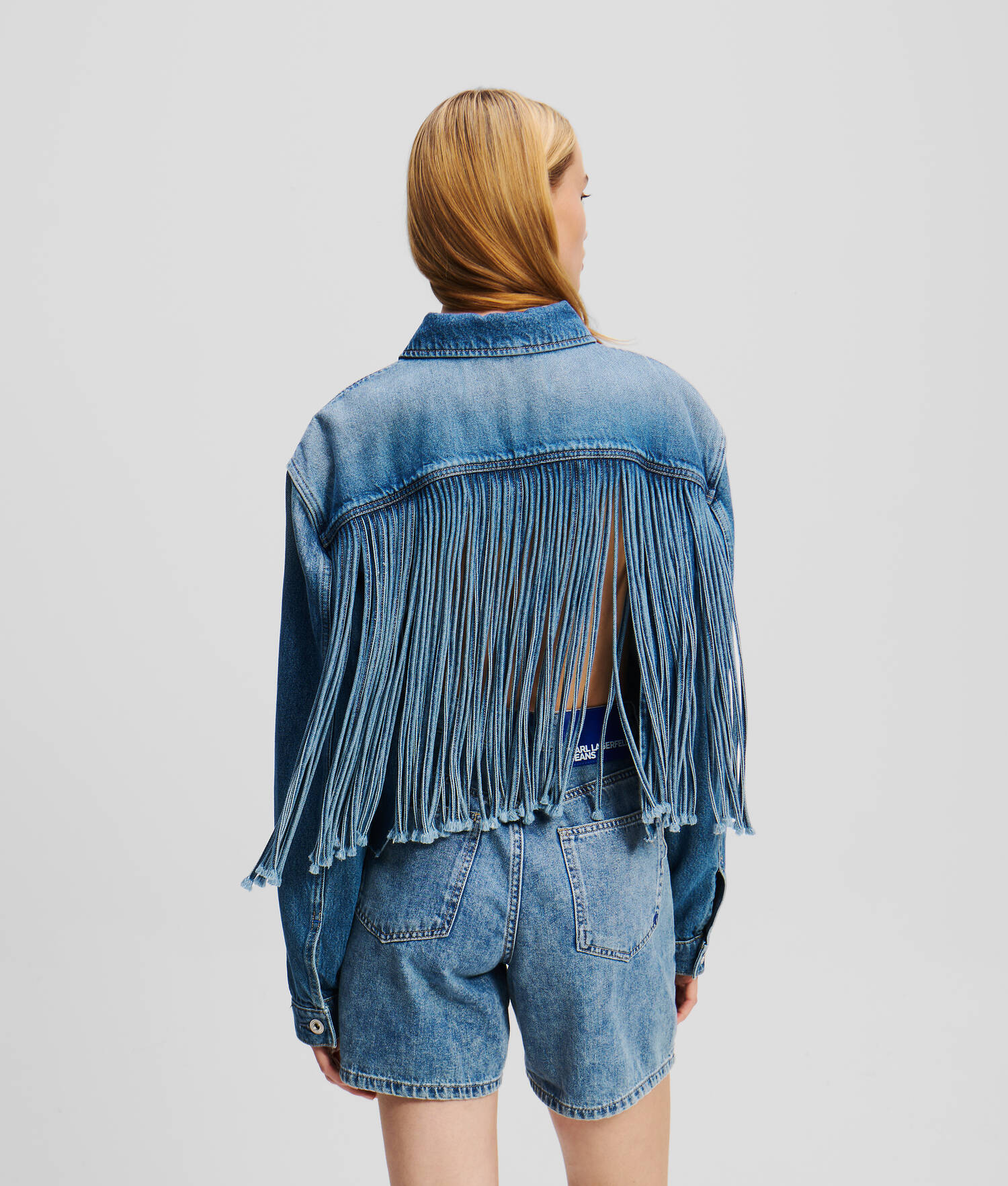 VESTE EN DENIM À FRANGES DÉCONTRACTÉE - Bleu moyen lavé à la pierre