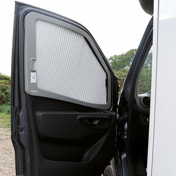 Stores latéraux REMIFRONT Mercedes Sprinter depuis 2019