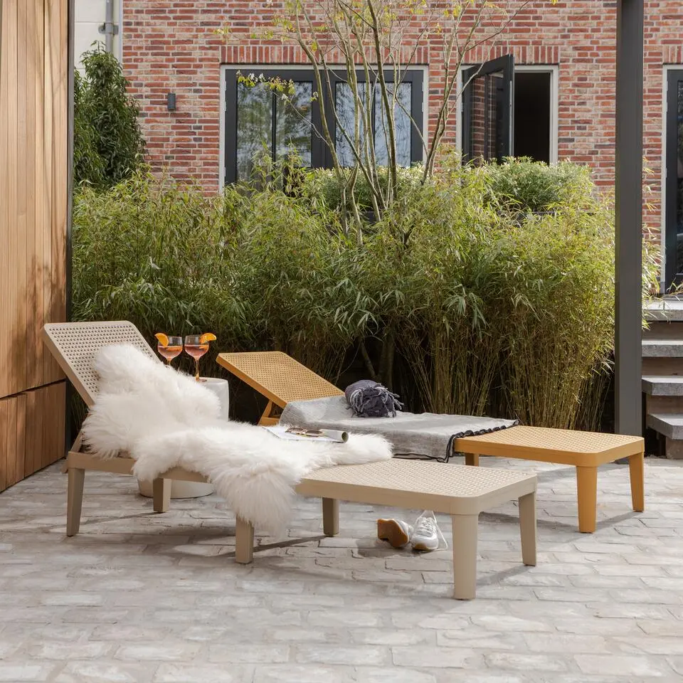 WOOOD Jinte Ligbed Tuin - Kunststof - Geel - 29x55x191