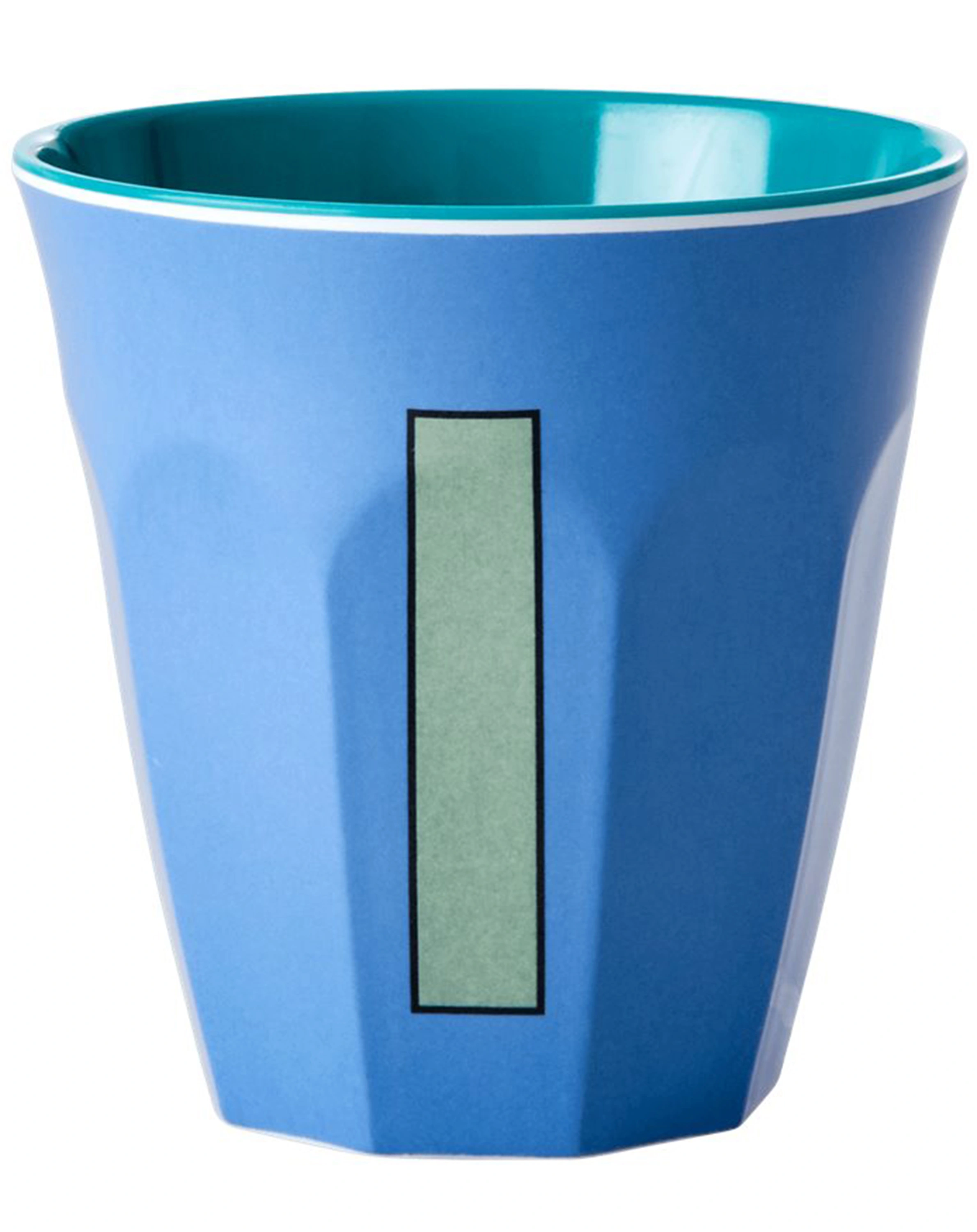 Melamin-Becher LETTER I - MEDIUM in new dusty blue