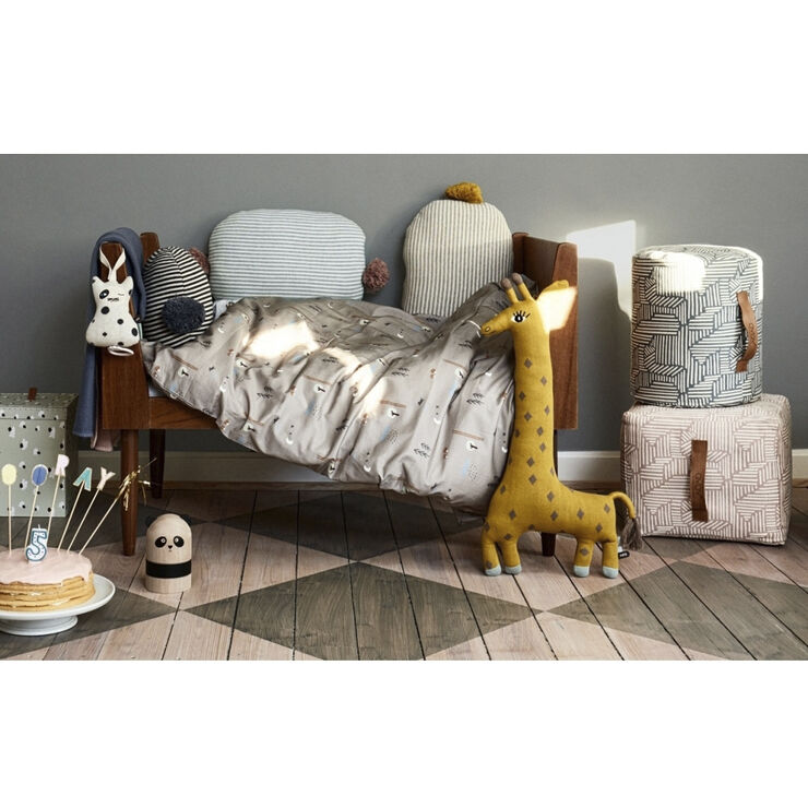 OYOY MINI Noah Giraffe Cushion Curry