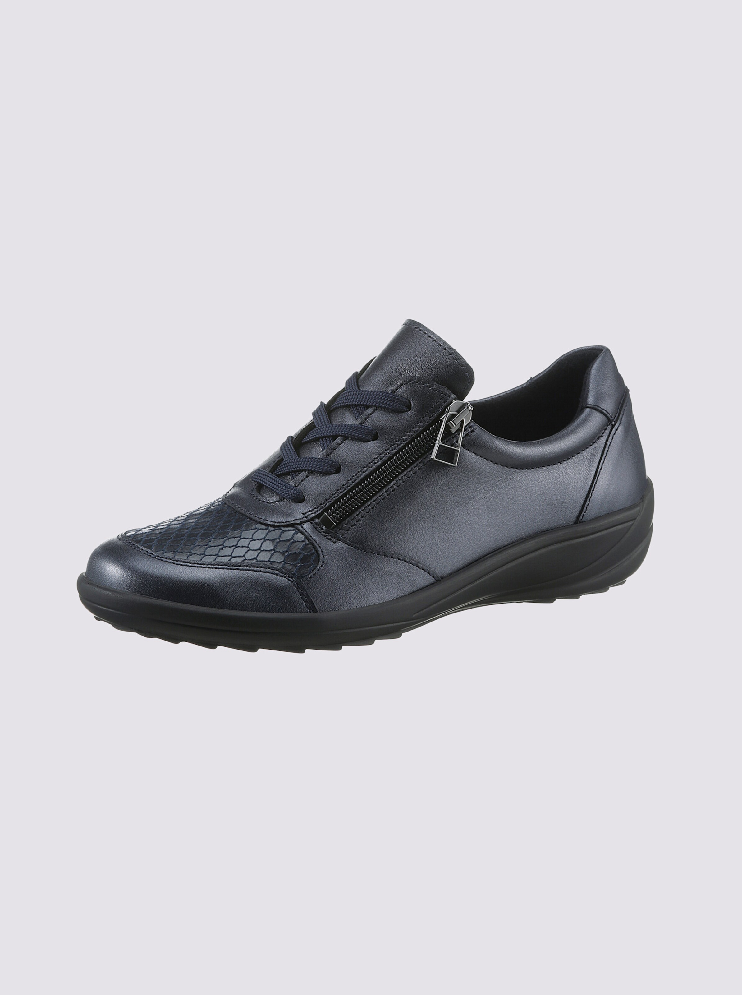 Schnürschuh