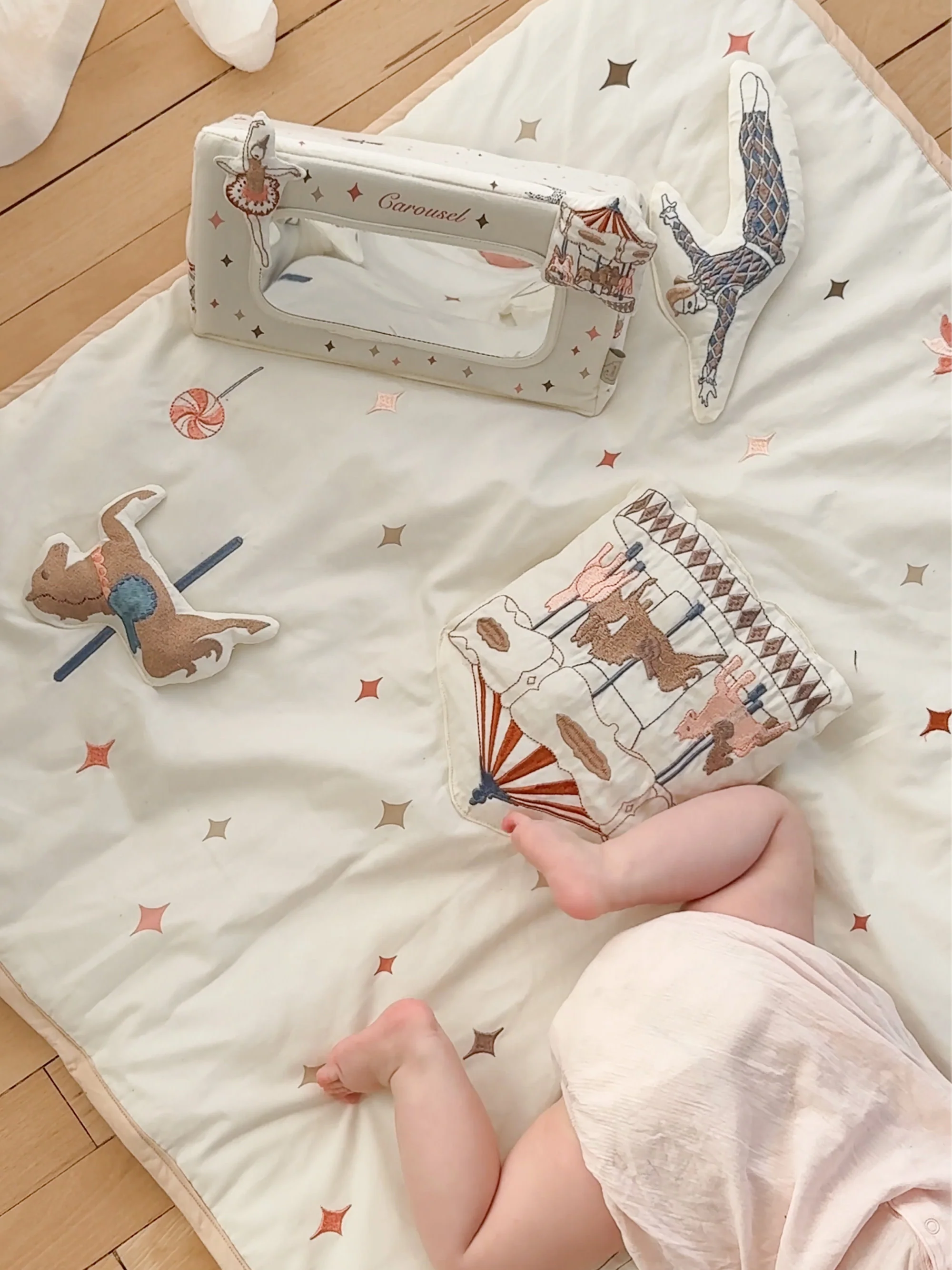 Kinderspiegel Carousel