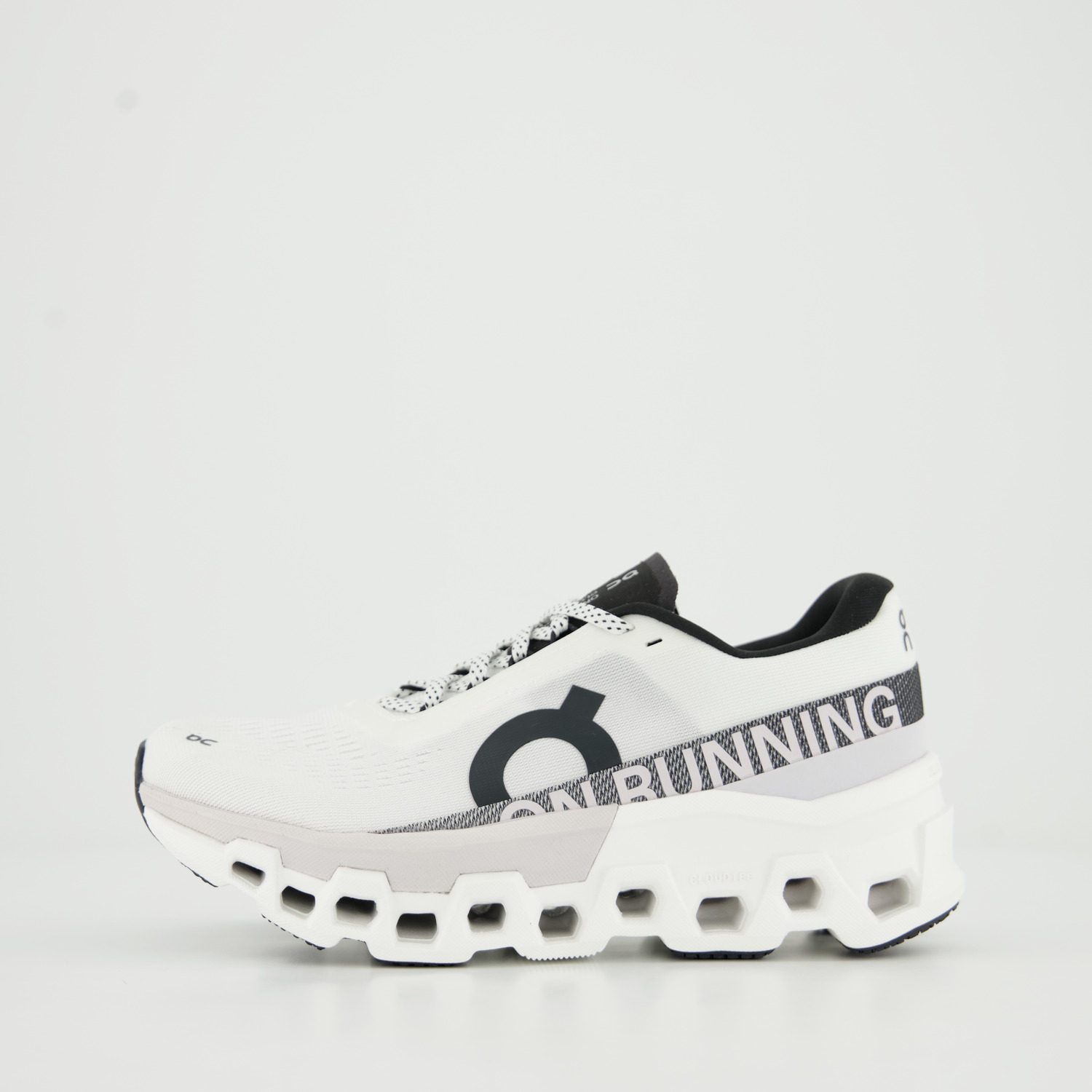 ON CLOUDMONSTER 2