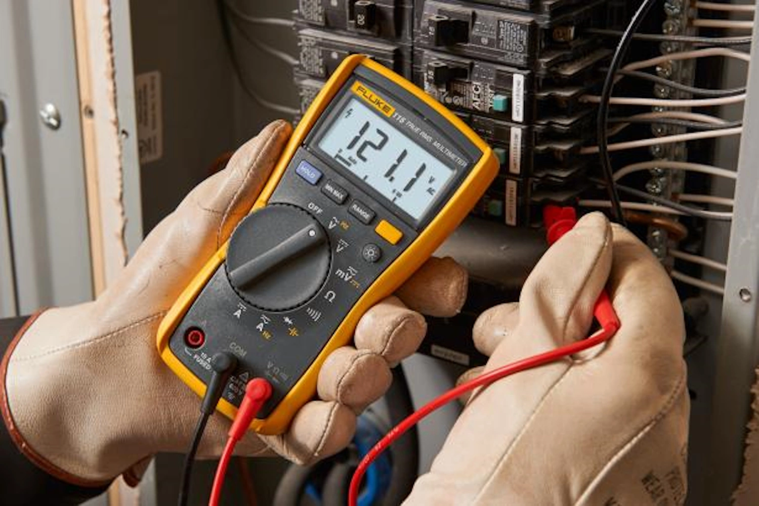 Fluke 115 EUR Digitale True-RMS multimeter - AC/DC 600V & 10A