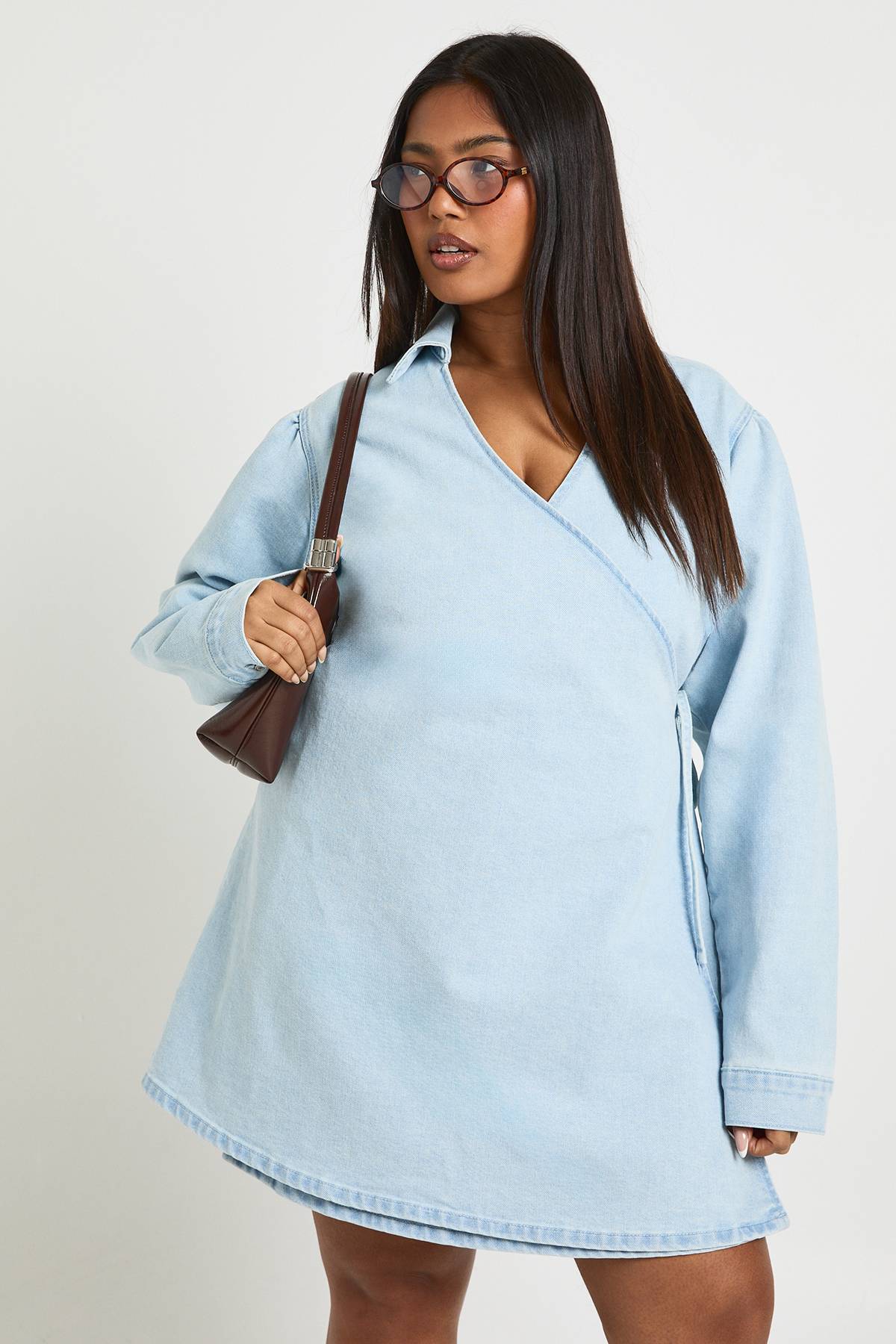 boohoo Robe Portefeuille en Denim Grande Taille
