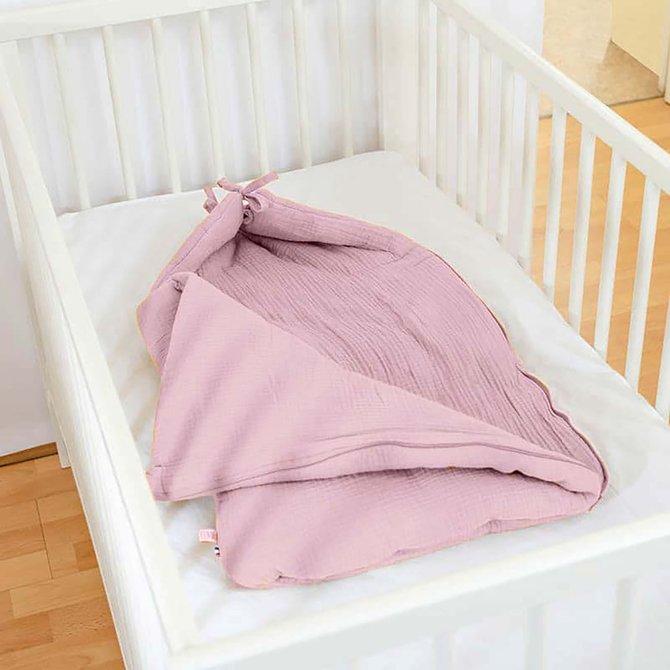 Papate Nid d'Ange en Coton Bio rose - 75x75 cm