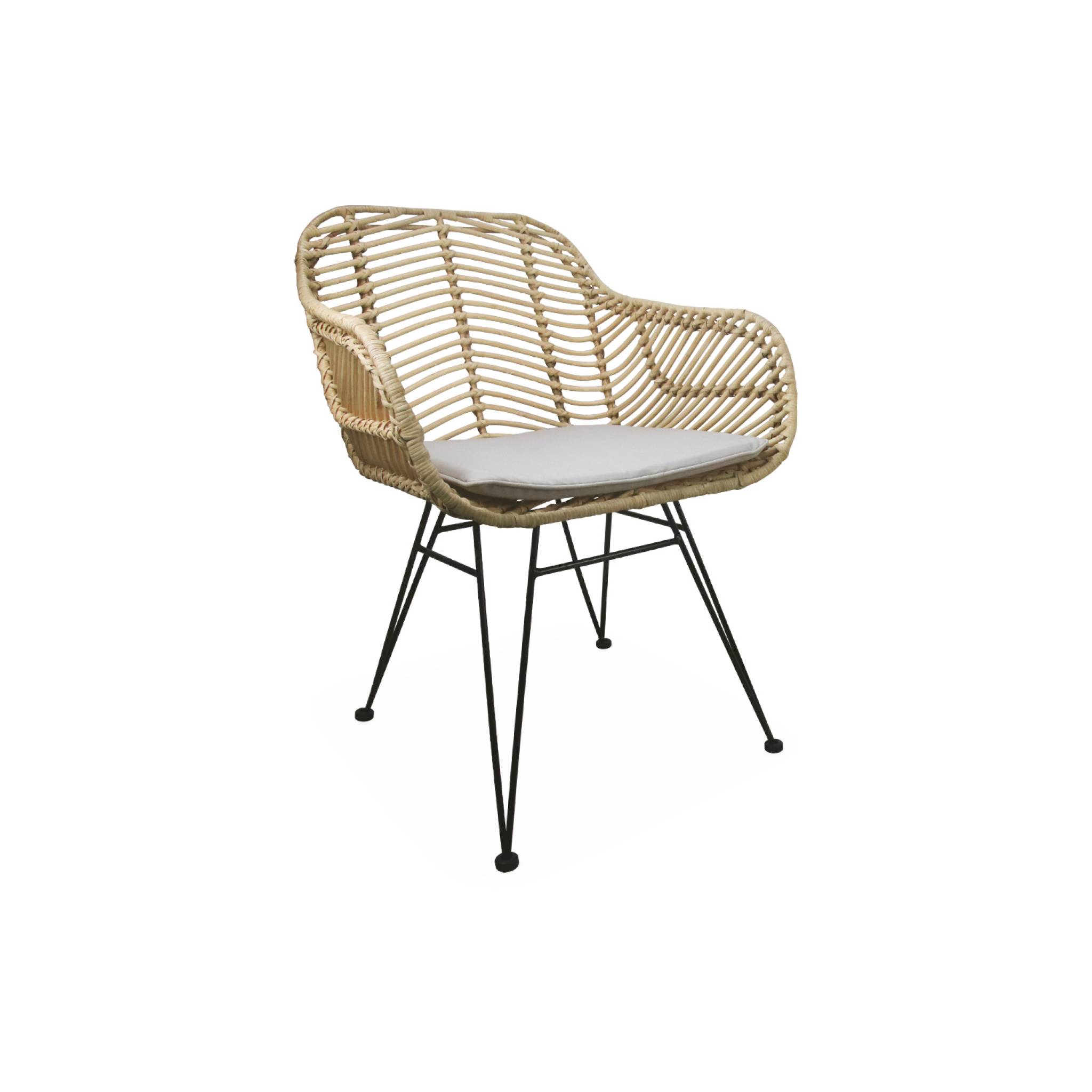 Table à manger en ancien teck recyclé . 220cm + 6 chaises et 2 fauteuils en rotin naturel et métal. Coussins naturels