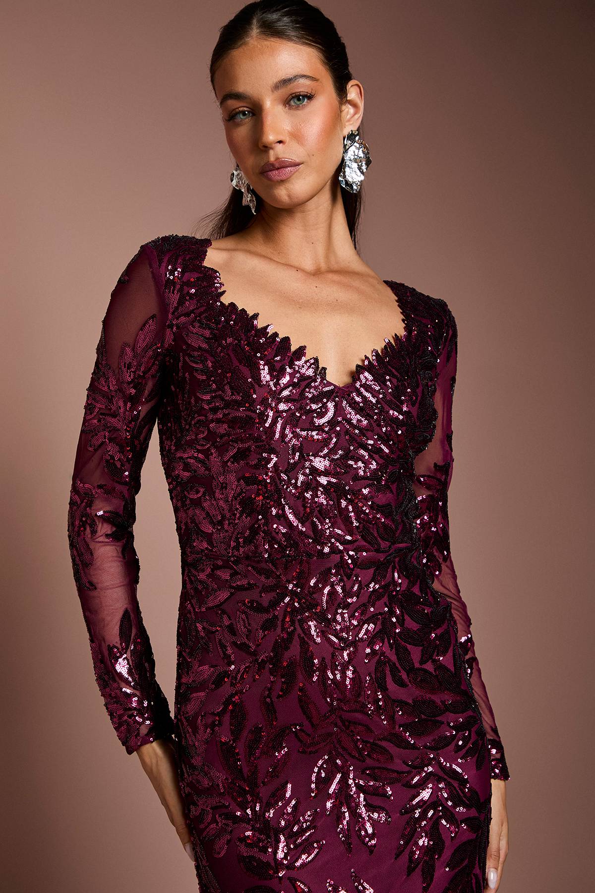 Coast Robe Longue à Manches Longues avec Sequins Floraux