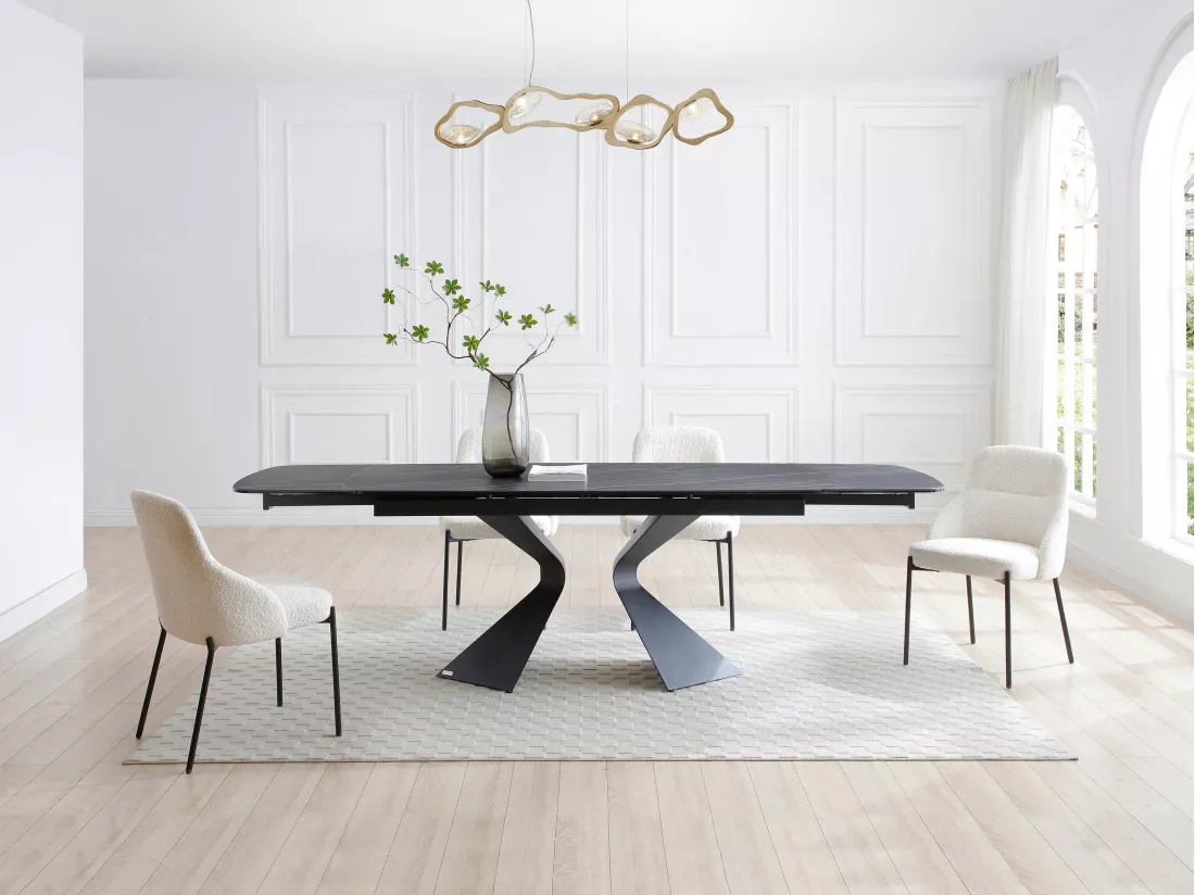 Table à manger extensible 6 à 10 personnes en verre trempé, céramique et métal - Effet marbre noir - KAJARI de Maison Céphy