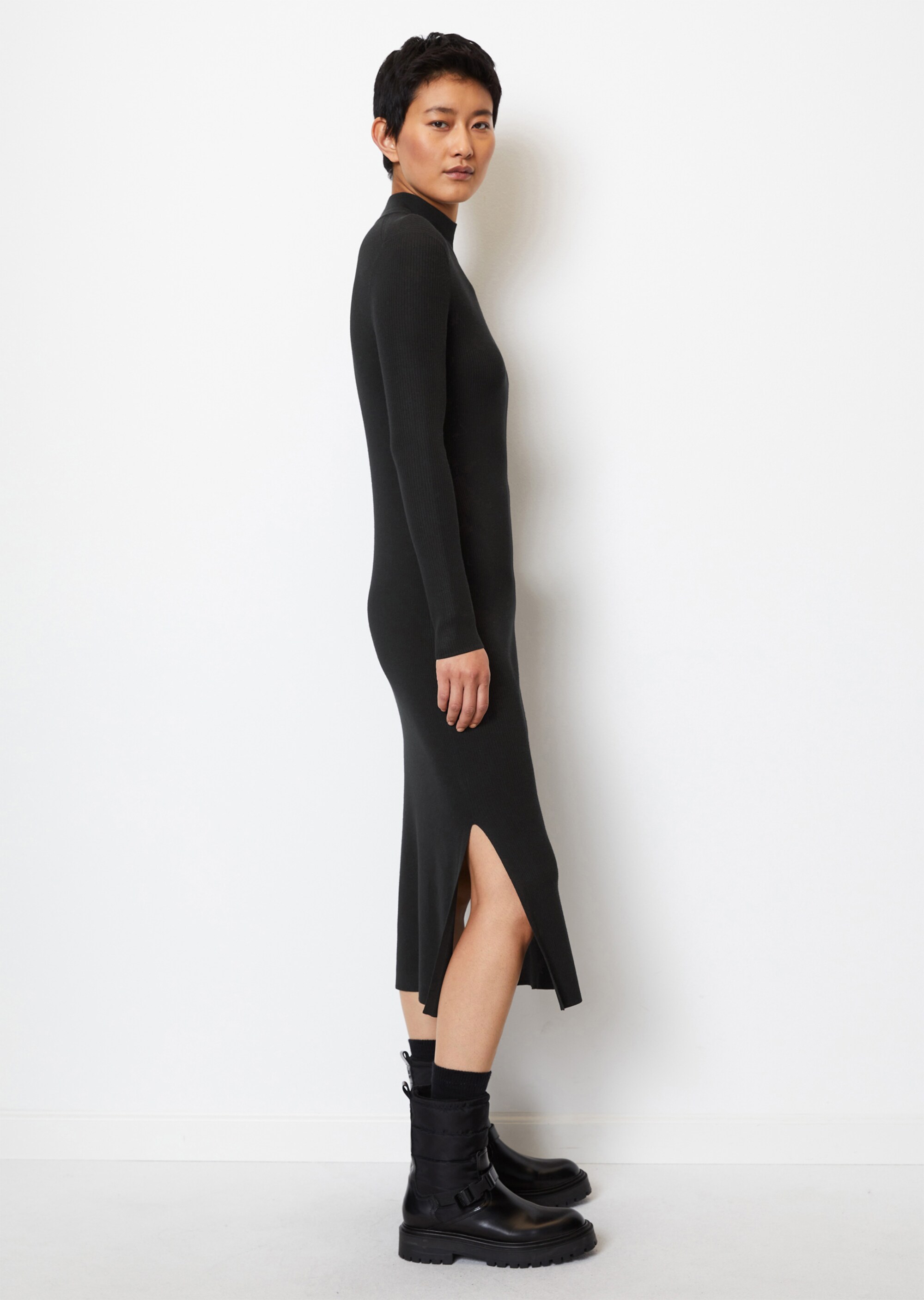 Rippstrick-Kleid slim aus LENZING™ ECOVERO™