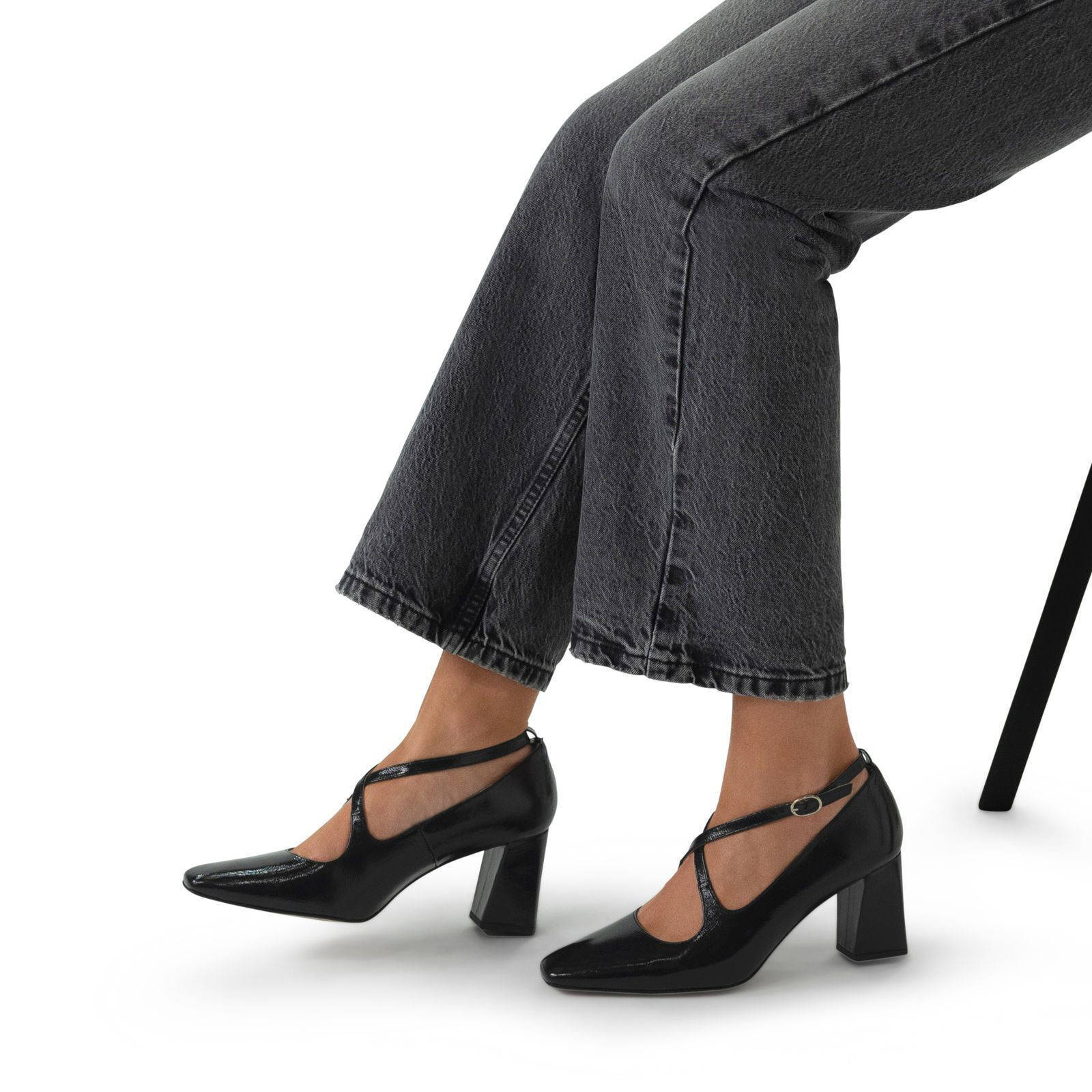 Manfield lakleren pumps zwart