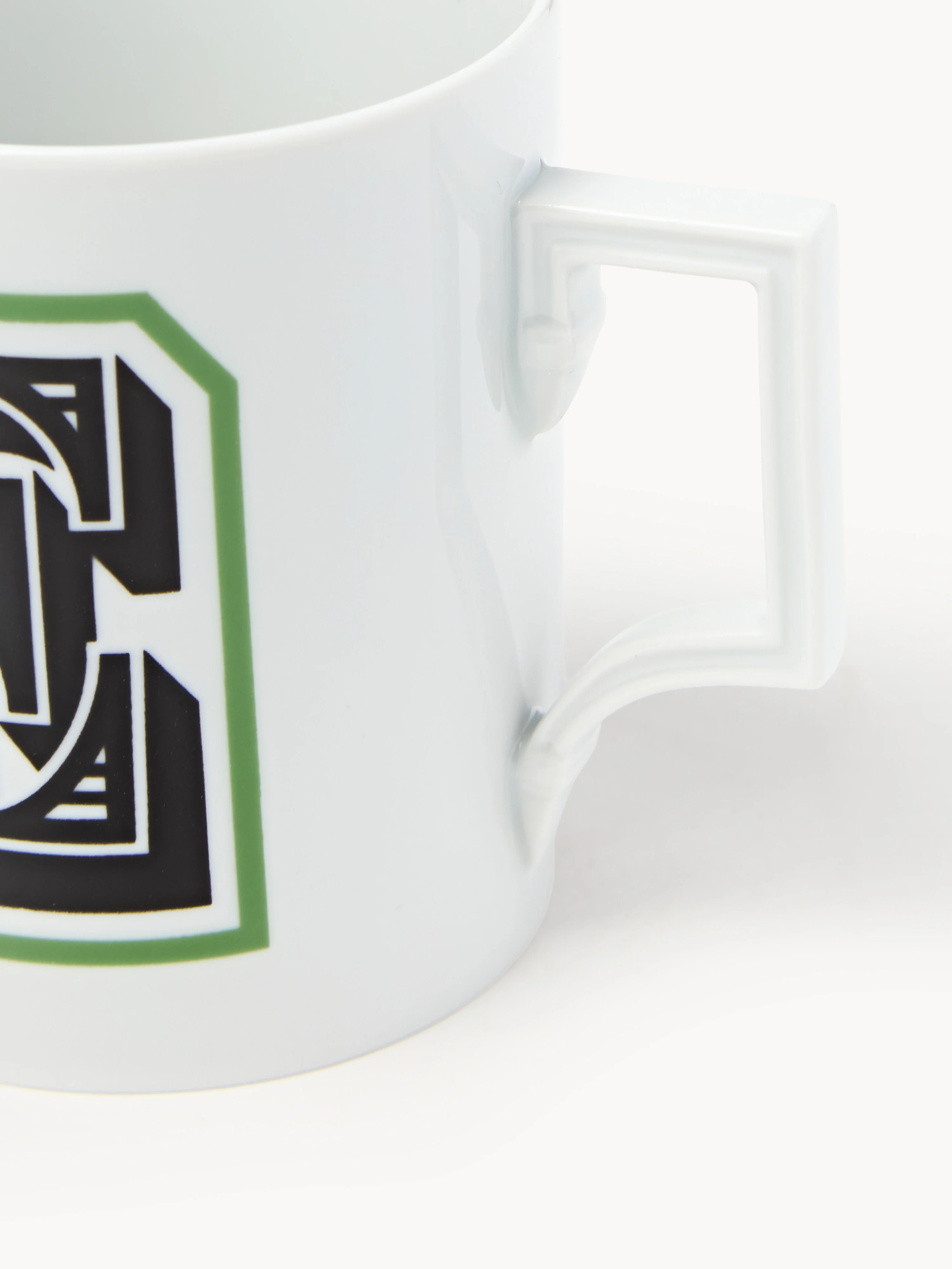 Handgemaakte beker Initials met decoratief motief, Westwing x MEISSEN