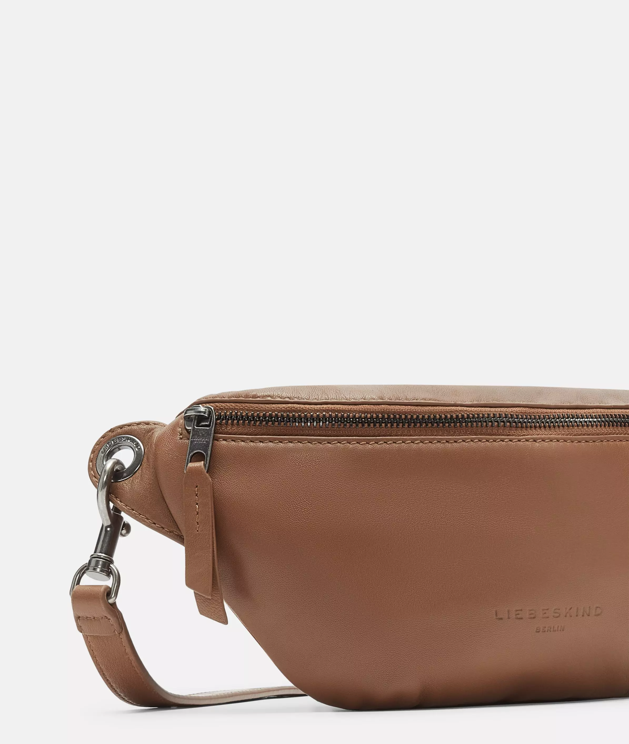 Tavia shoulder bag M Spacious belt bag made from sheepskin