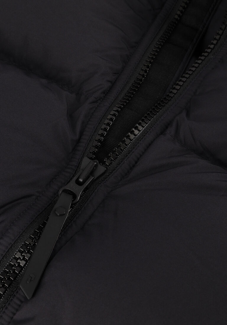 PEAK PERFORMANCE zwarte peak performance gewatteerde jas rivel jacket
