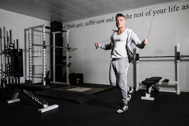 PRO Sjippetov / Speedrope til crossfit, træning og fitness, sort